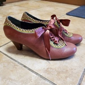 Poetic License London vintage style heels